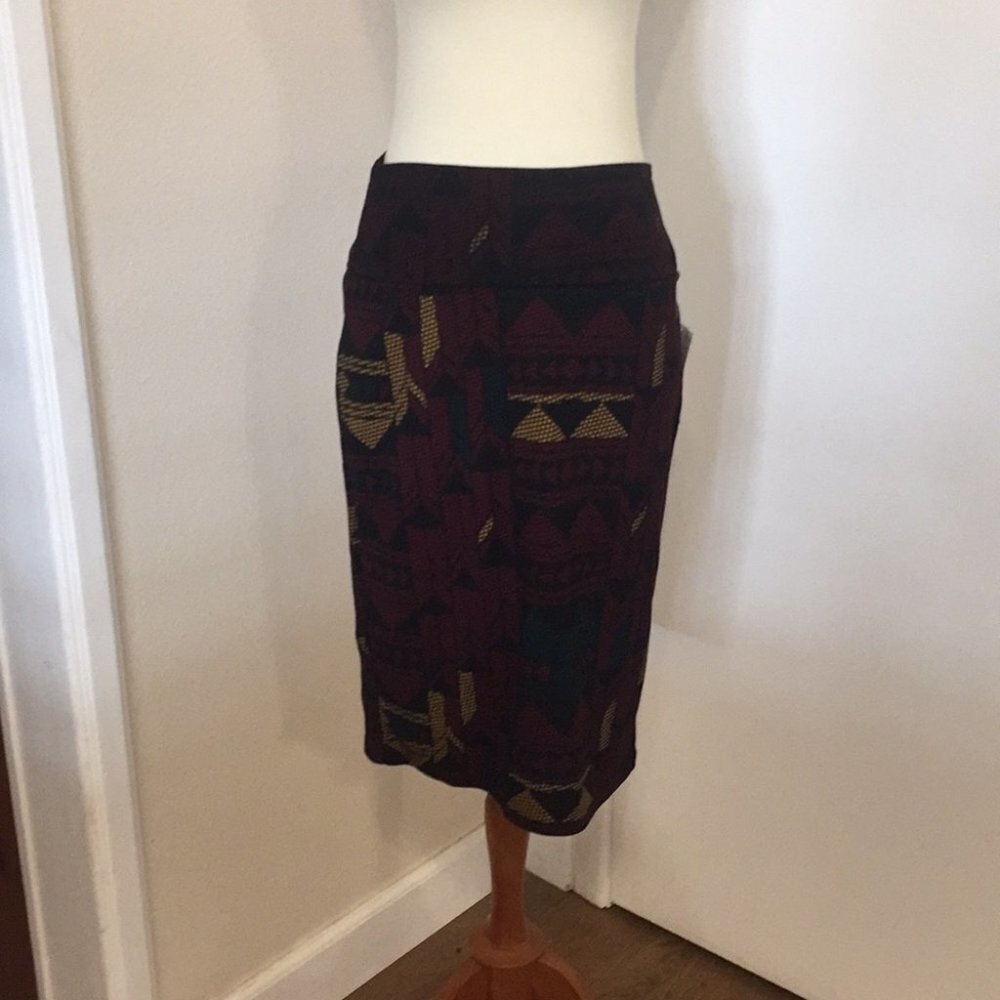 M‎ LuLaRoe Cassie Skirt E03 4800